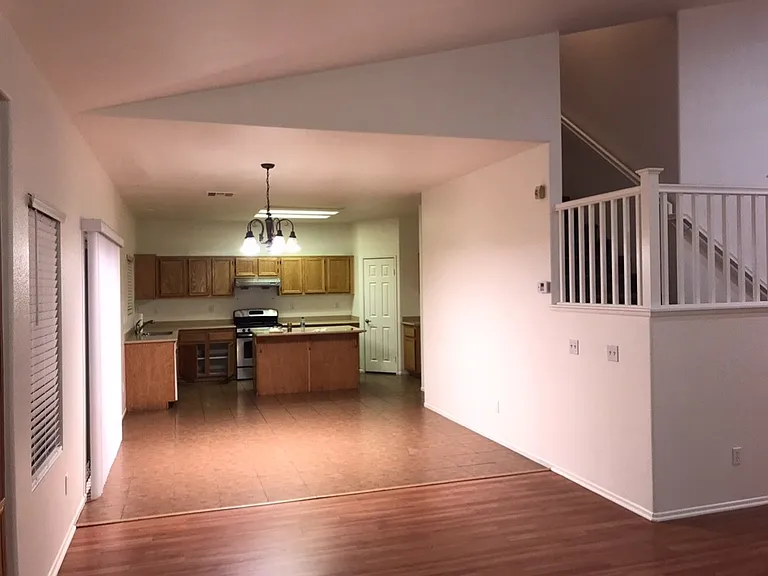 13529 Fullerton Ln — Photo 2