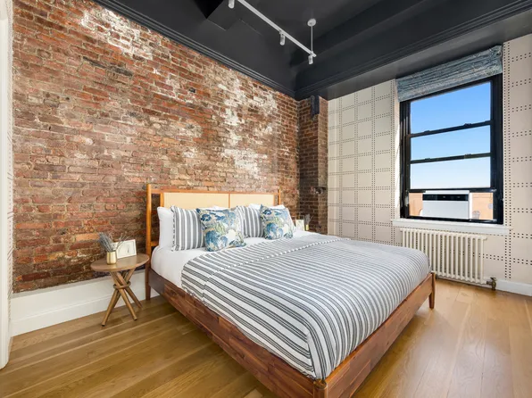 3 Hanover Square image 9 of 19