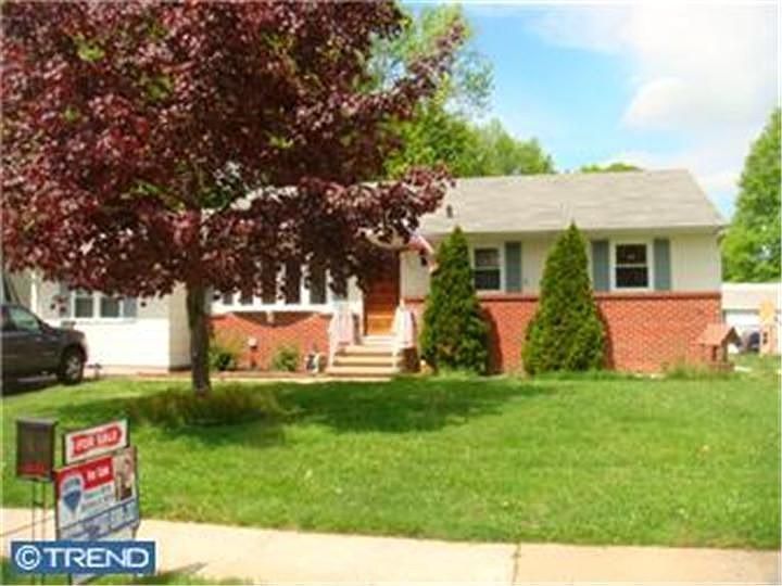 2nd image of 614 Woodside Ave