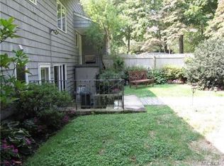 190 Old Field Rd, Centerport, NY 11721