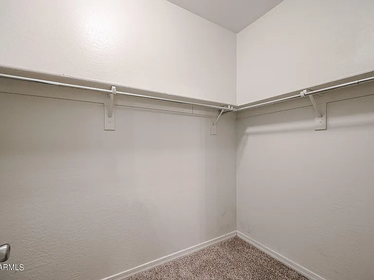 7009 S 78th Dr — Photo 26