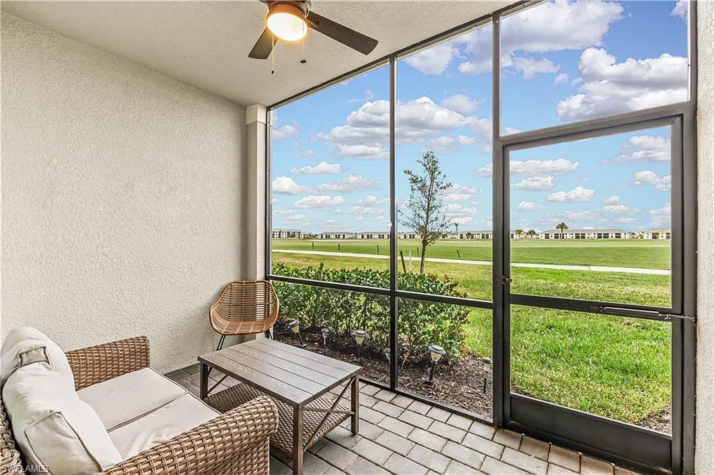 2 bed, 2.0 bath, 1366 sqft, $6,500 — Photo 1