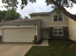 882 Longboat Ln, Schaumburg, IL 60194