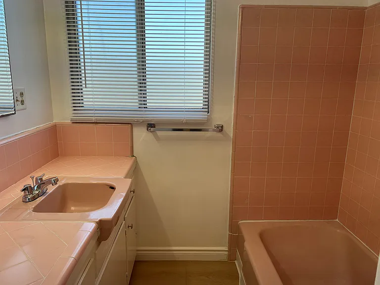 235 Grand Ave #6 — Photo 11