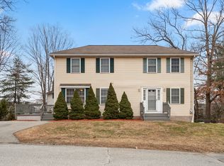 3 Blossom St #3, Tyngsboro, MA 01879