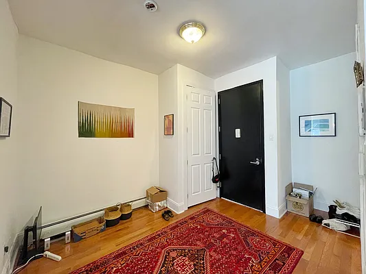 Rented by Pear NYC LLC | media 4