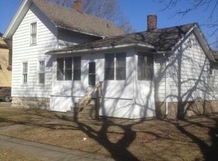 1022 8th St, Rockford, IL 61104