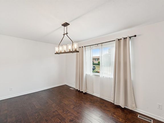 5th image of 2110 Butlersbridge Ct