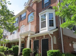 2 McMartin Ct, Jersey City, NJ 07305
