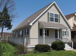 712 E Terrace Bay Ct, Monticello, IN 47960