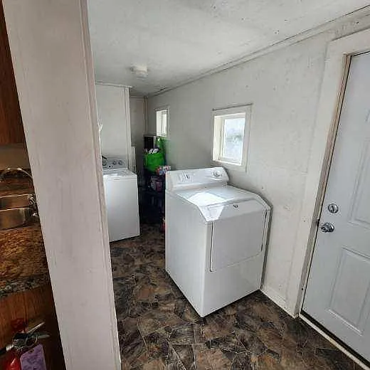 413 Ingleside Ter — Photo 15