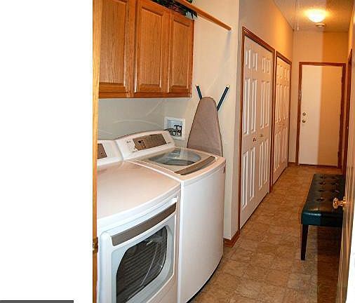 5th image of 20143 Farnham Ln N