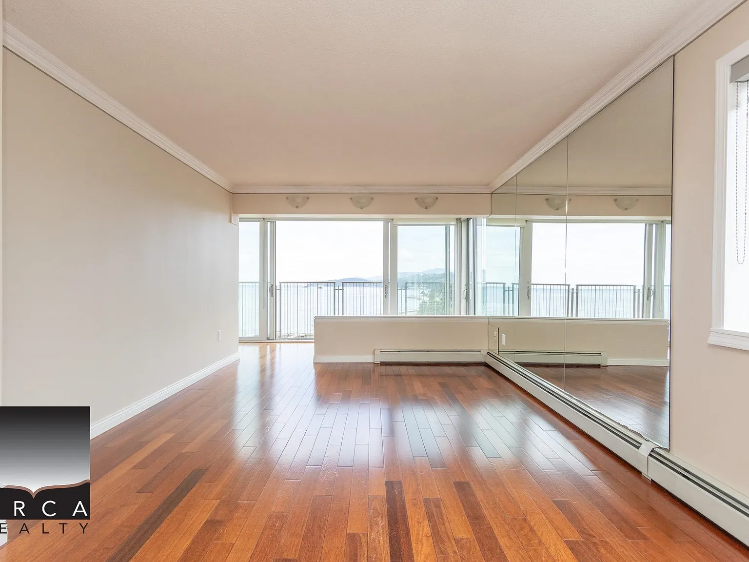 1 bed, 727 sqft, $2,600 — Photo 2