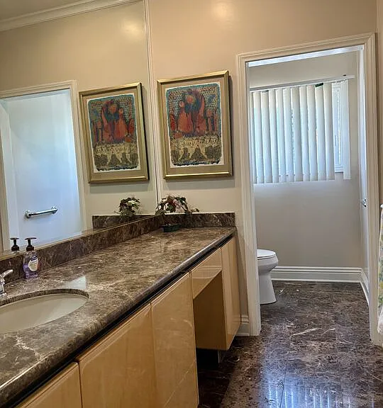 414 N Las Palmas Ave — Photo 17
