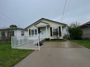 216 Carson St, Saint Albans, WV 25177