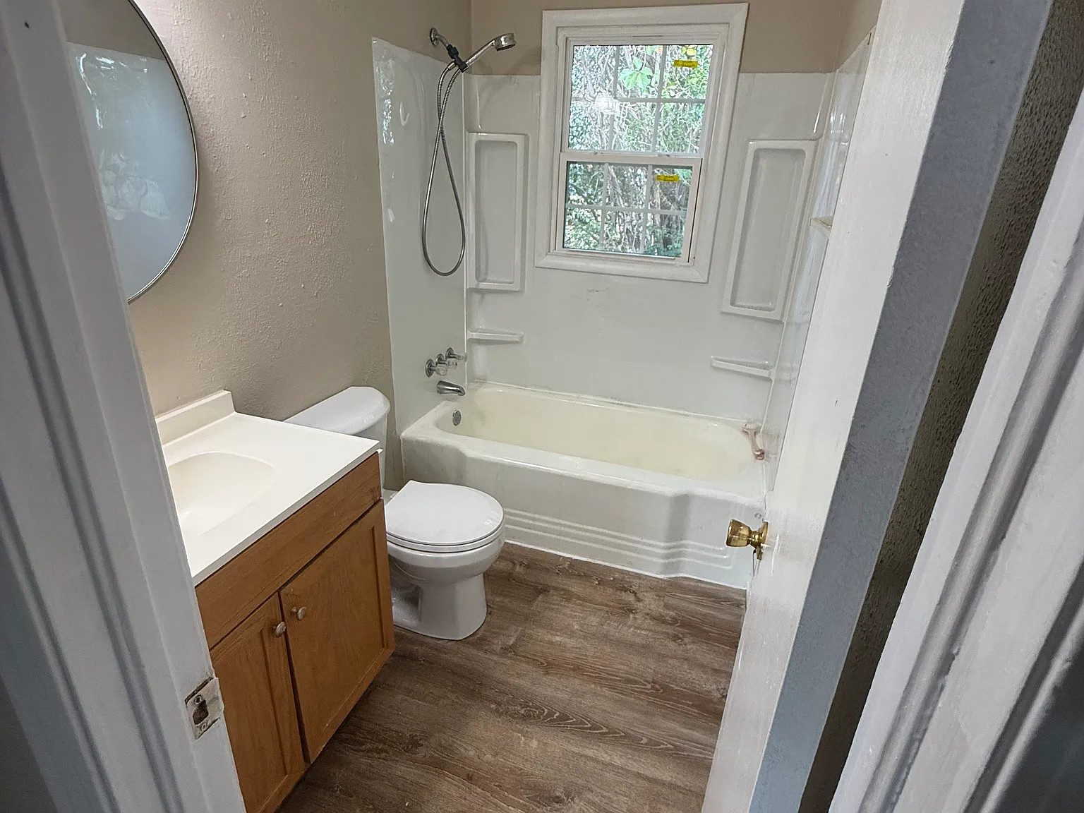 2 bed, 696 sqft, $800 — Photo 3