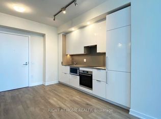 28 Freeland St #3403, Toronto, ON M5E 0E3