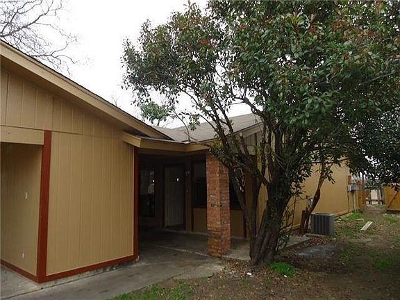 2nd image of 1309 Westcott Dr #A/b