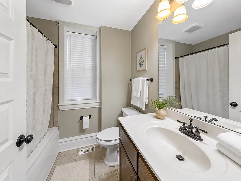 6409 Enright — Photo 29