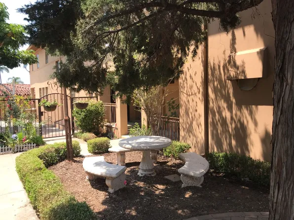 4544 El Cerrito Dr Room 9, San Diego, CA 92115