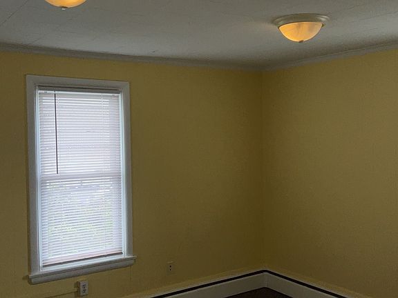 4th image of 212 Maryland Ave APT C