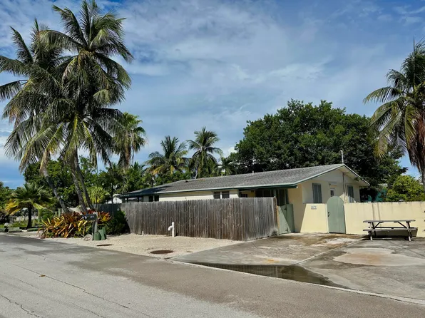 1877-1875 107th St, Marathon, FL 33050