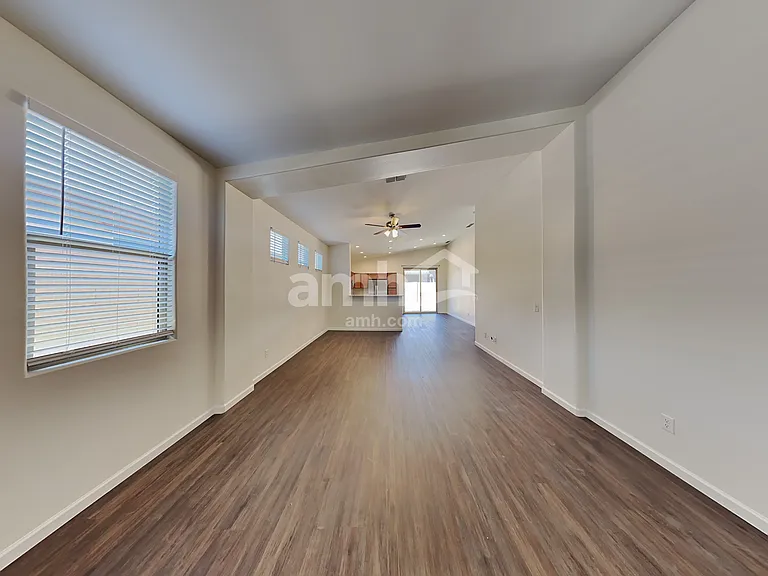 20256 W Tonto St — Photo 6