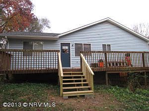 5th image of 90 Nancy Ct