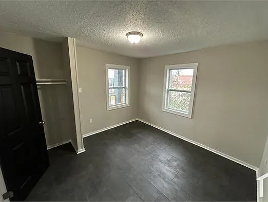 2971 Forest Ave — Photo 6