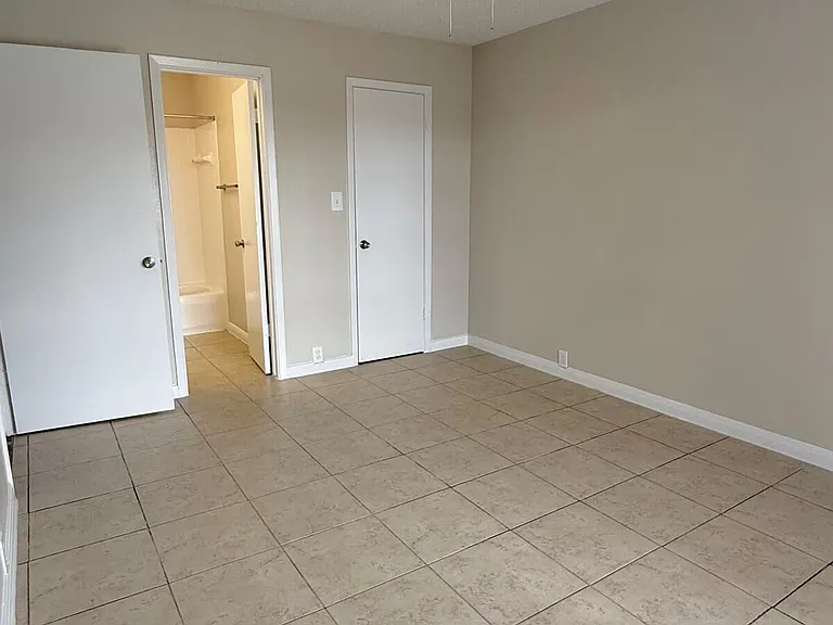 Southern Oaks Apartments — Photo 62