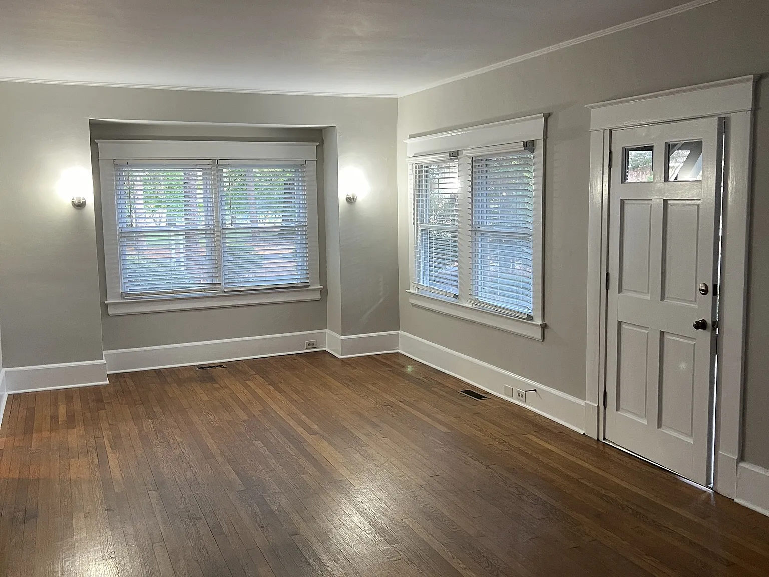 Greyridge Apartments - 350 — Photo 3