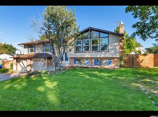 1367 E Carrie Dr, Fruit Heights, UT 84037