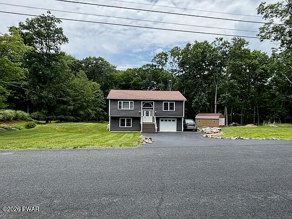 3rd image of 267 Mountain Top Dr