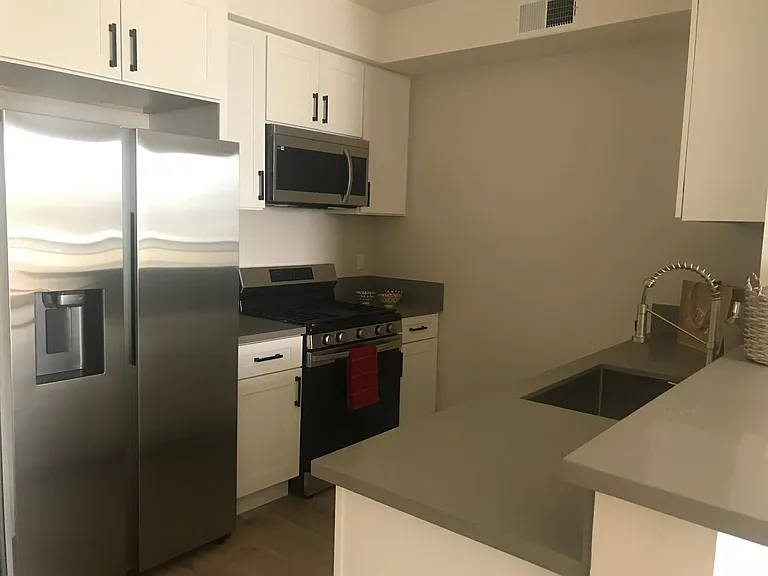 11168 Morrison St — Photo 14