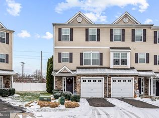 18 Lumber Ln, Mount Ephraim, NJ 08059