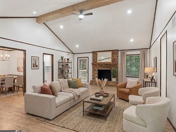 2nd image of 4579 Tudor Castle Dr