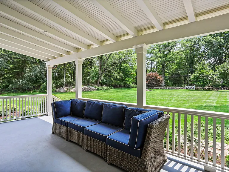 175 Cat Rock Rd — Photo 28