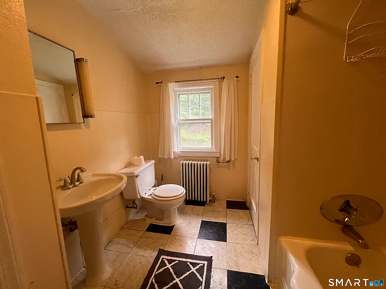 35 McDonald Rd #A — Photo 14