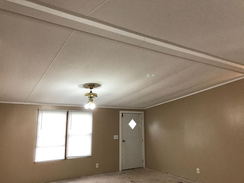2nd image of 117 Great Oak Ct