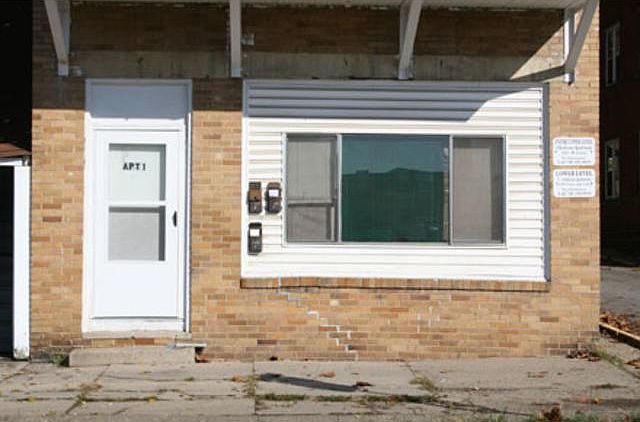 2nd image of 126 W Union St #1