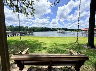 434 Ramsey Dr, Hemphill, TX 75948
