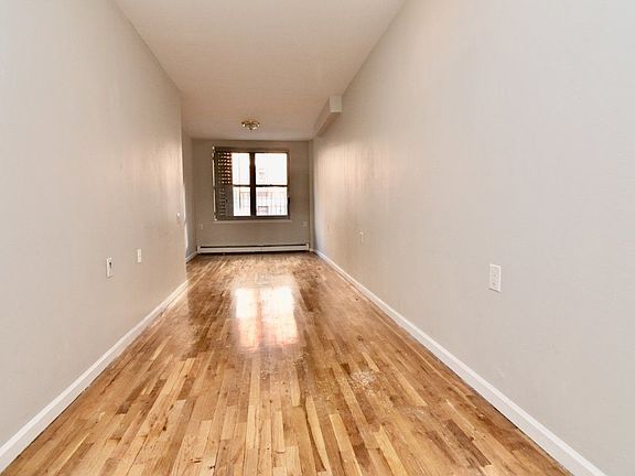 2nd image of 276 W 115th St APT 2B