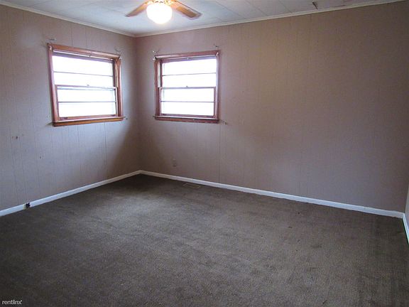 3002FrancisBedroom2