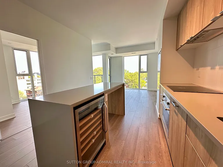 1660 Bloor St W #803 — Photo 6