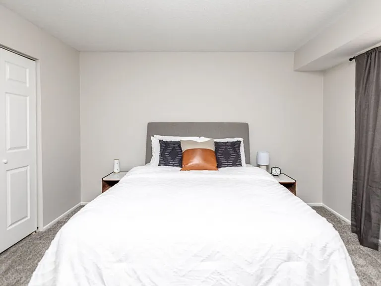 Finn Apartments — Photo 44