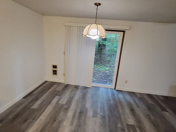 4th image of 2028 Porta Ct NW