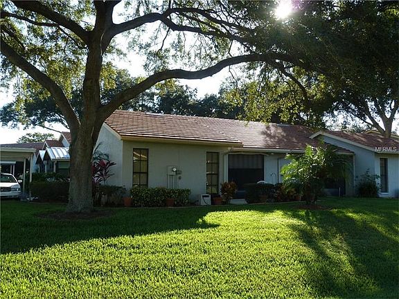 3rd image of 2263 Lake Arbor Blvd