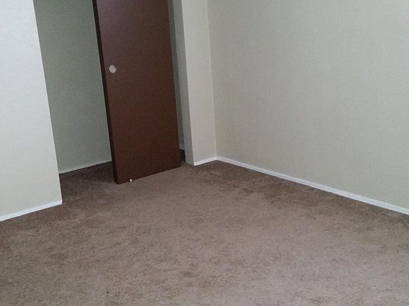 4th image of 6752 Highland House Ct APT A