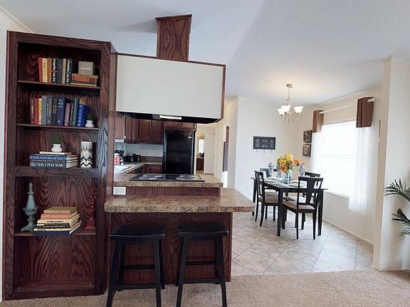 3rd image of 2060 N Center St #4