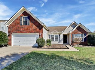 116 Golden Valley Dr, Mooresville, NC 28115